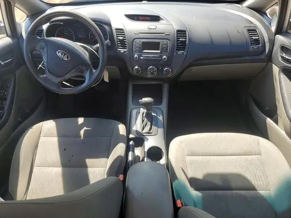KNAFK4A63G5500078 2016 KIA FORTE - Image 8
