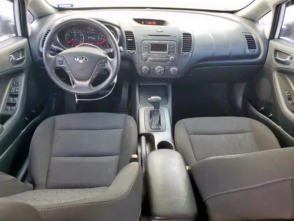 KNAFK4A63G5507662 2016 KIA FORTE - Image 8