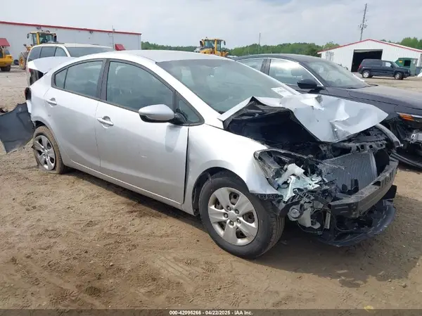 KNAFK4A63G5508214 2016 KIA FORTE - Image 1