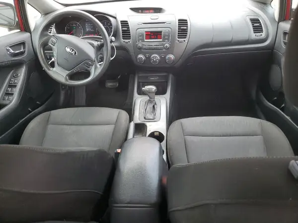 KNAFK4A63G5510674 2016 KIA FORTE - Image 8
