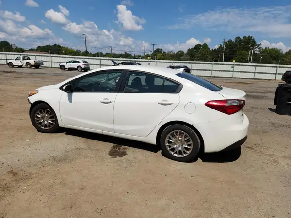 KNAFK4A63G5512408 2016 KIA FORTE - Image 2
