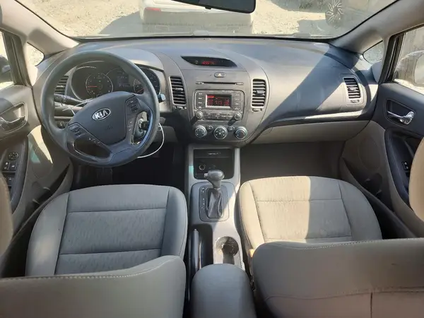KNAFK4A63G5538474 2016 KIA FORTE - Image 8