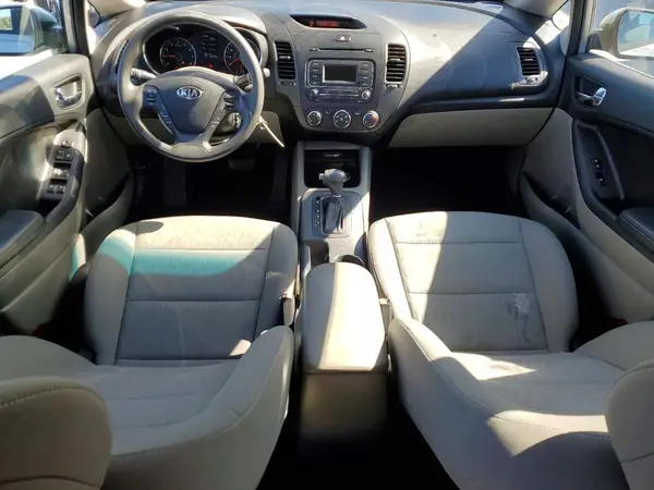 KNAFK4A63G5541195 2016 KIA FORTE - Image 8