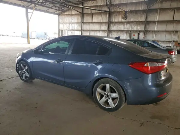 KNAFK4A63G5544677 2016 KIA FORTE - Image 2