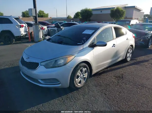 KNAFK4A63G5548891 2016 KIA FORTE - Image 2