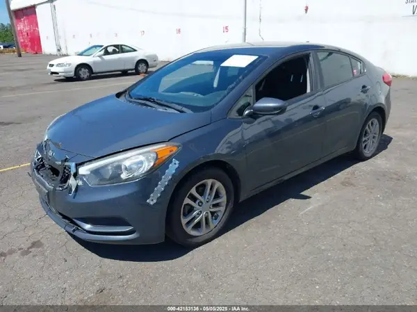 KNAFK4A63G5549846 2016 KIA FORTE - Image 2