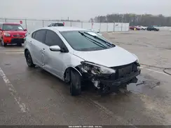 KNAFK4A63G5552164 2016 KIA FORTE