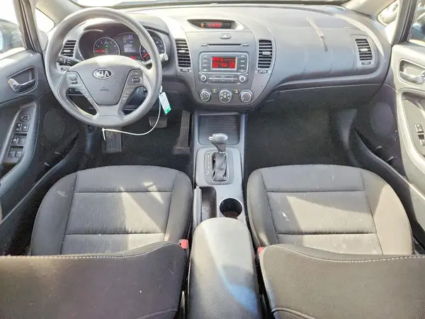 KNAFK4A63G5555307 2016 KIA FORTE - Image 8