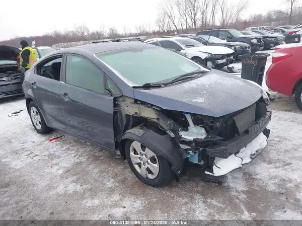KNAFK4A63G5558773 2016 KIA FORTE - Image 1