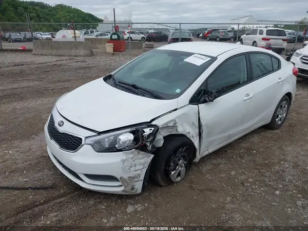 KNAFK4A63G5561883 2016 KIA FORTE - Image 2