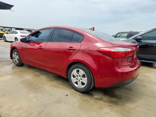 KNAFK4A63G5562399 2016 KIA FORTE - Image 2