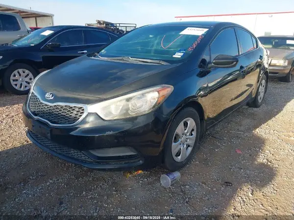 KNAFK4A63G5562998 2016 KIA FORTE - Image 2
