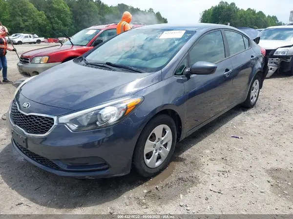 KNAFK4A63G5569739 2016 KIA FORTE - Image 2