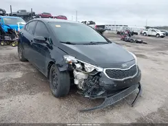 KNAFK4A63G5572141 2016 KIA FORTE