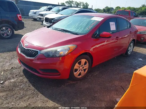 KNAFK4A63G5596181 2016 KIA FORTE - Image 2