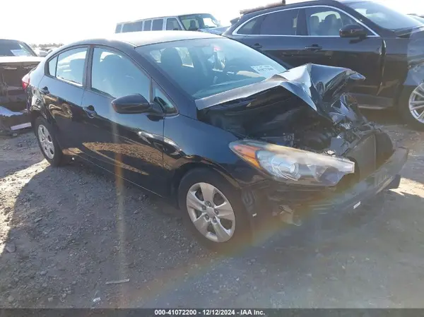 KNAFK4A63G5602707 2016 KIA FORTE - Image 1