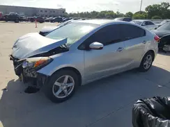 KNAFK4A63G5607261 2016 KIA FORTE