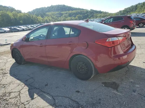 KNAFK4A63G5609284 2016 KIA FORTE - Image 2