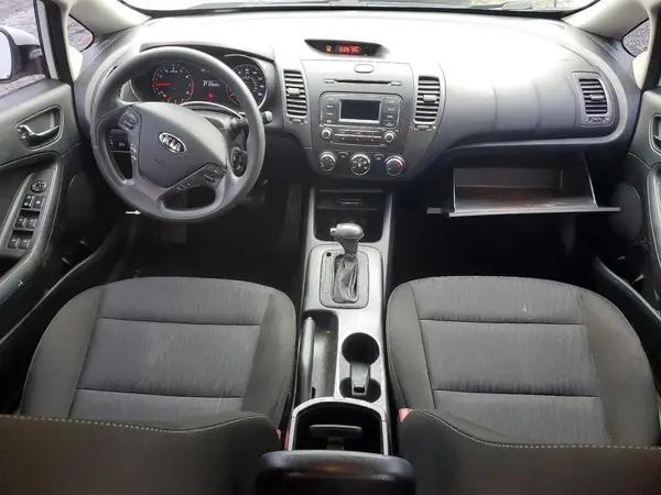 KNAFK4A63G5614341 2016 KIA FORTE - Image 8