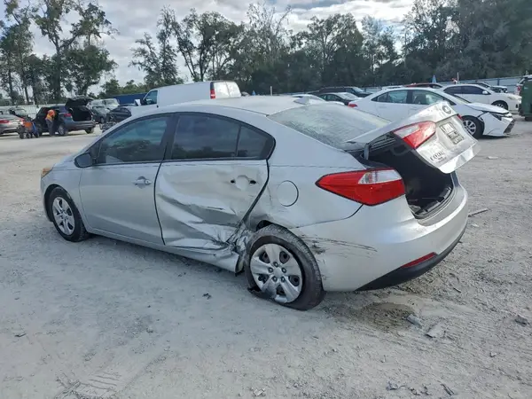 KNAFK4A64G5441901 2016 KIA FORTE - Image 2