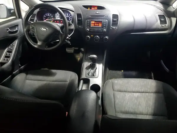KNAFK4A64G5441946 2016 KIA FORTE - Image 8