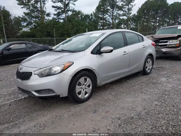 KNAFK4A64G5442787 2016 KIA FORTE - Image 2