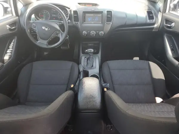 KNAFK4A64G5462523 2016 KIA FORTE - Image 8