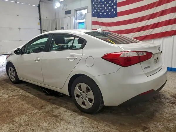 KNAFK4A64G5485588 2016 KIA FORTE - Image 2