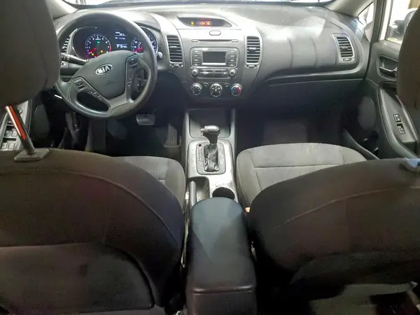 KNAFK4A64G5485588 2016 KIA FORTE - Image 8