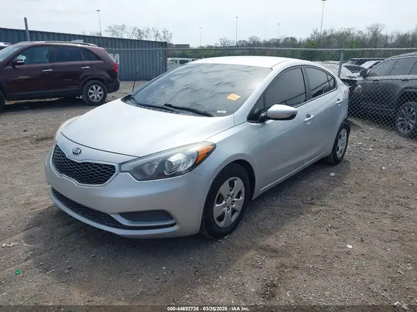 KNAFK4A64G5492217 2016 KIA FORTE - Image 2