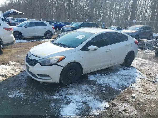 KNAFK4A64G5492721 2016 KIA FORTE - Image 2