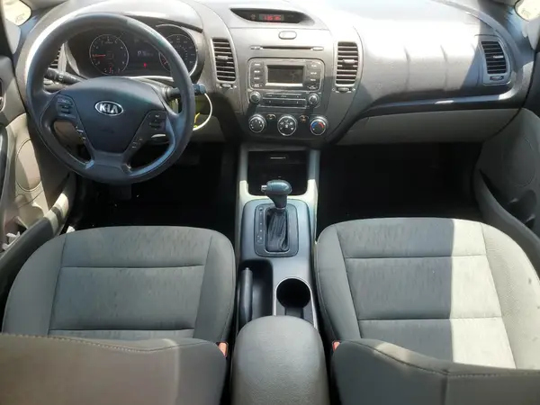 KNAFK4A64G5500221 2016 KIA FORTE - Image 8