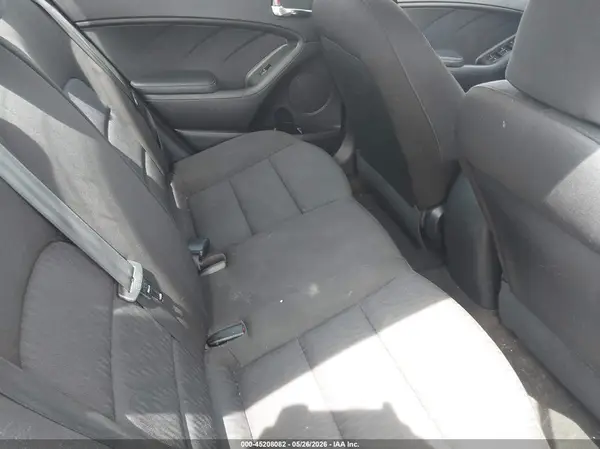 KNAFK4A64G5501143 2016 KIA FORTE - Image 8