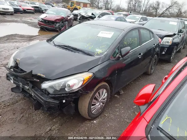 KNAFK4A64G5507895 2016 KIA FORTE - Image 2
