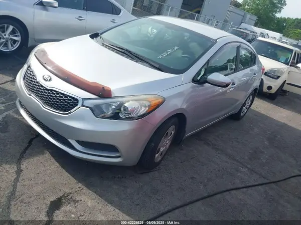 KNAFK4A64G5520307 2016 KIA FORTE - Image 2