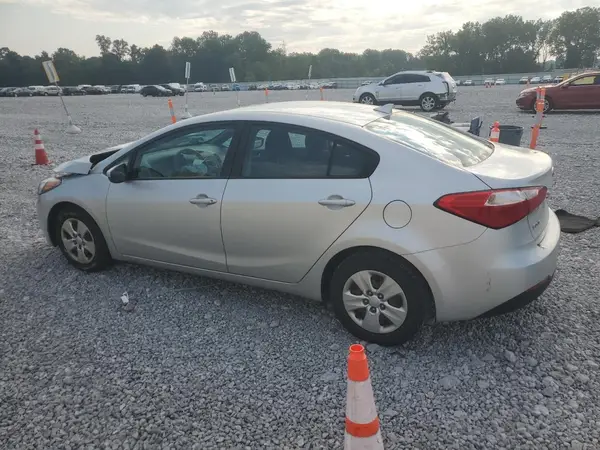 KNAFK4A64G5523045 2016 KIA FORTE - Image 2