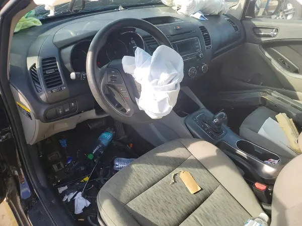 KNAFK4A64G5527340 2016 KIA FORTE - Image 8