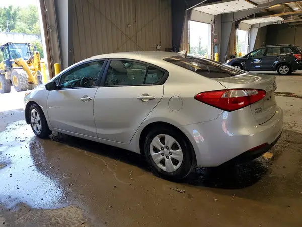 KNAFK4A64G5531369 2016 KIA FORTE - Image 2