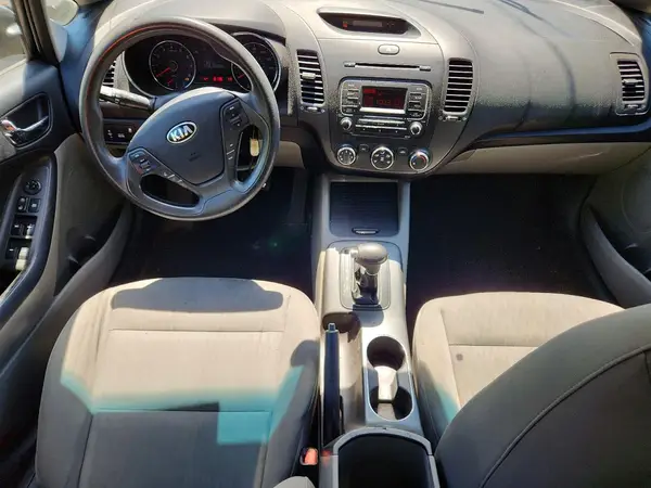 KNAFK4A64G5537821 2016 KIA FORTE - Image 8