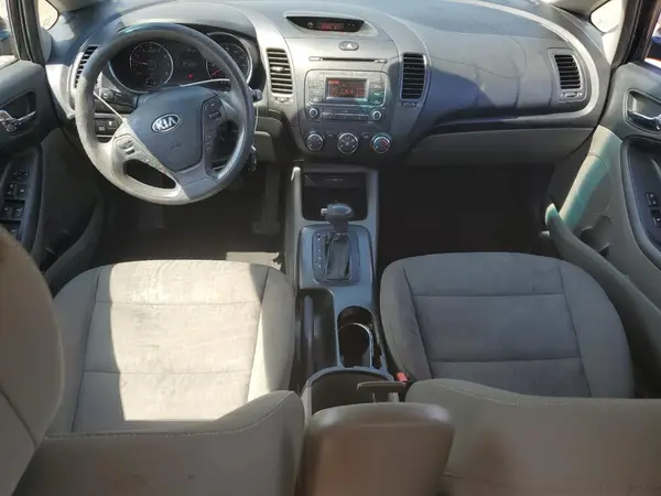 KNAFK4A64G5539830 2016 KIA FORTE - Image 8