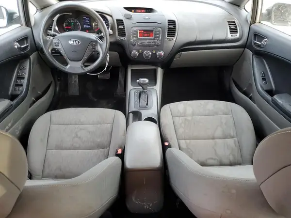 KNAFK4A64G5552092 2016 KIA FORTE - Image 8