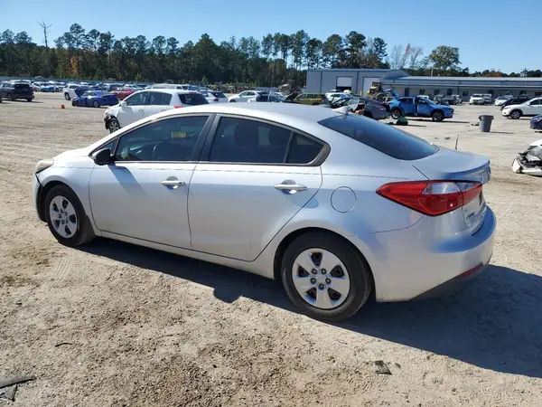 KNAFK4A64G5563822 2016 KIA FORTE - Image 2