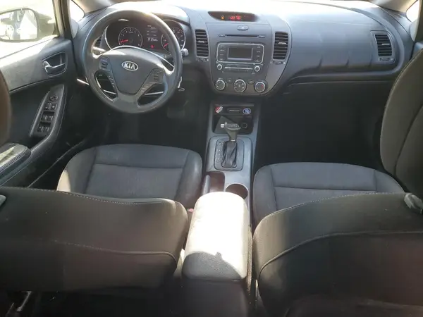 KNAFK4A64G5563822 2016 KIA FORTE - Image 8