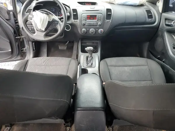 KNAFK4A64G5564128 2016 KIA FORTE - Image 8
