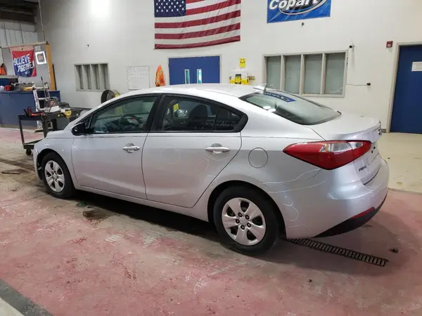 KNAFK4A64G5564629 2016 KIA FORTE - Image 2