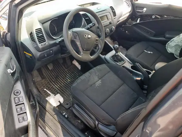 KNAFK4A64G5565456 2016 KIA FORTE - Image 8