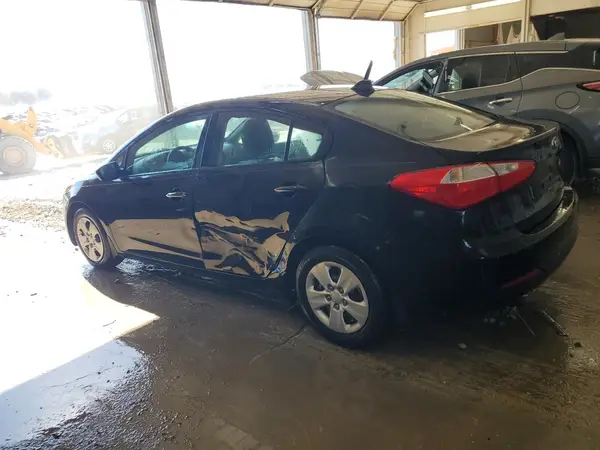 KNAFK4A64G5565621 2016 KIA FORTE - Image 2