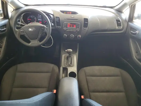 KNAFK4A64G5565621 2016 KIA FORTE - Image 8