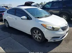 KNAFK4A64G5572889 2016 KIA FORTE