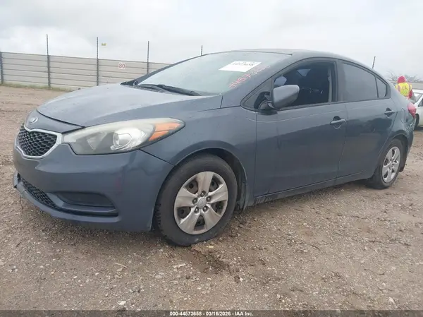 KNAFK4A64G5574397 2016 KIA FORTE - Image 2